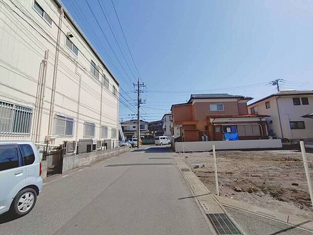 前面道路含む現地写真