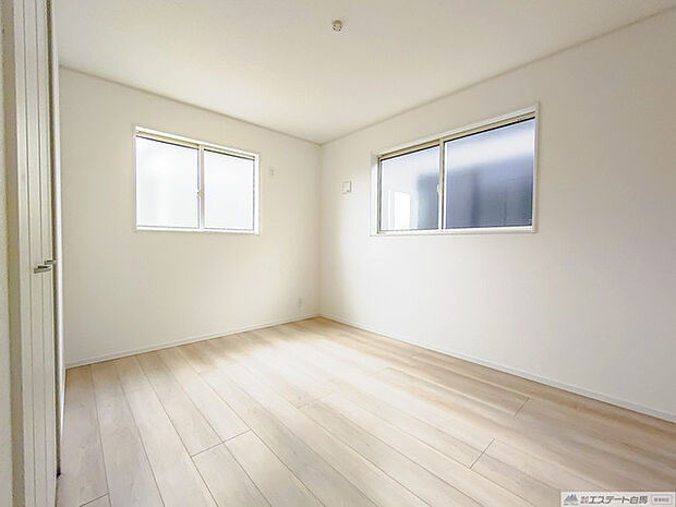 穏やかな時間を感じさせる、居心地の良い空間です