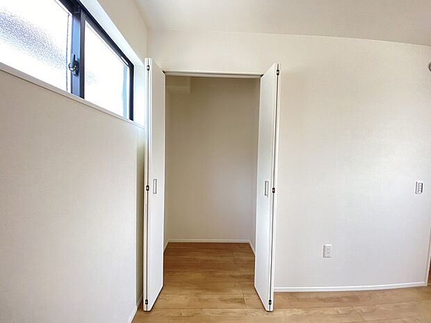 部屋に設けた収納は、住みやすさへのこだわり。