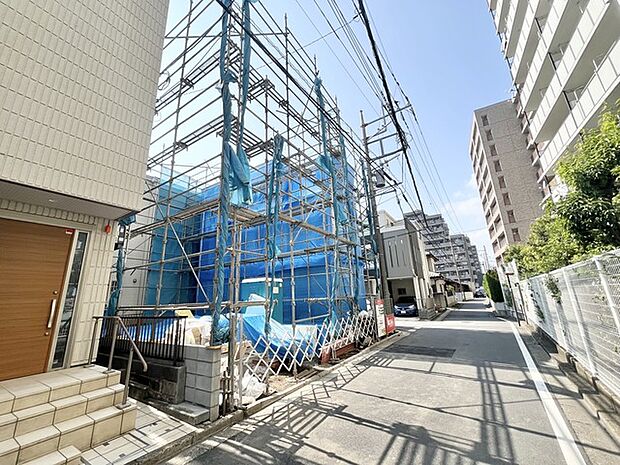 今なら建築中の住まいをご覧いただけます。構造体の質問もお気軽に。