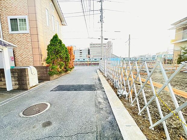 前面道路含む現地写真 