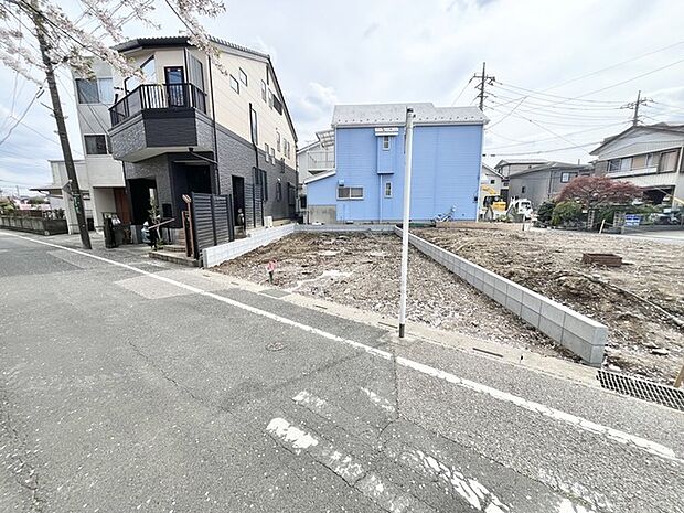 前面道路含む現地写真