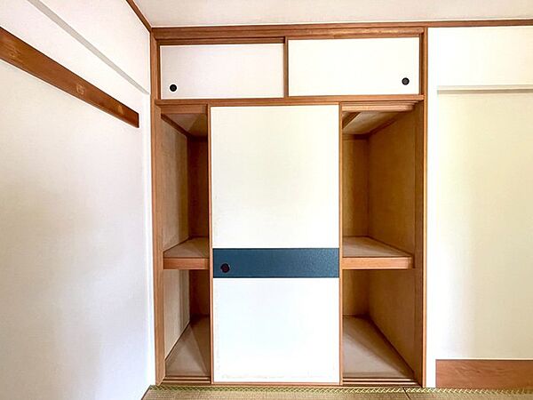 和室の収納は、やっぱり押入れがしっくりきます。