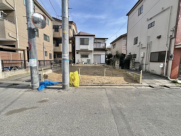 前面道路含む現地写真 