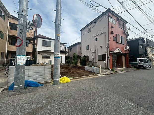 前面道路含む現地写真 