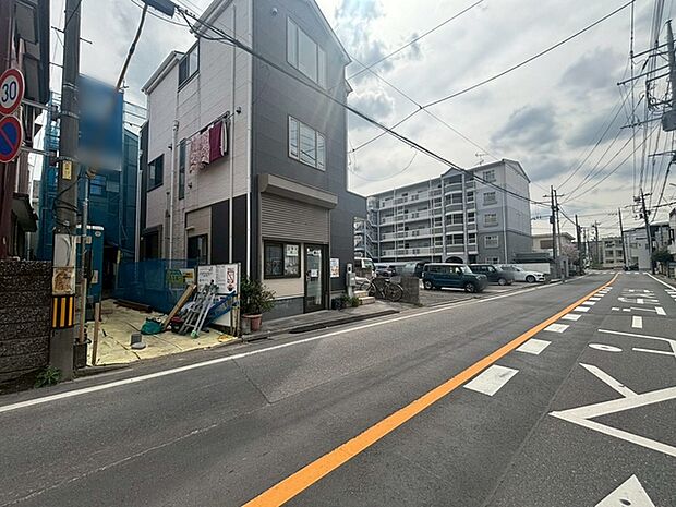 前面道路含む現地写真 