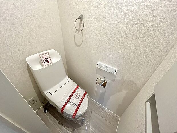 清潔好きには欠かせないウォシュレット機能付き。 