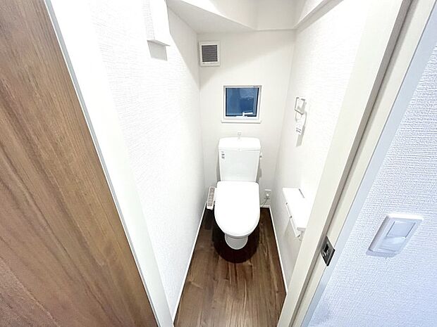 清潔好きには欠かせないウォシュレット機能付き。
