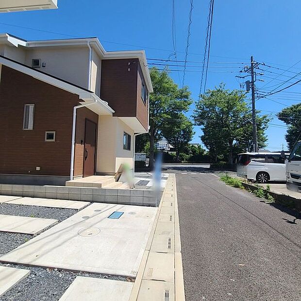 前面道路含む現地写真 