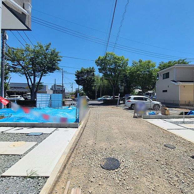 前面道路含む現地写真 