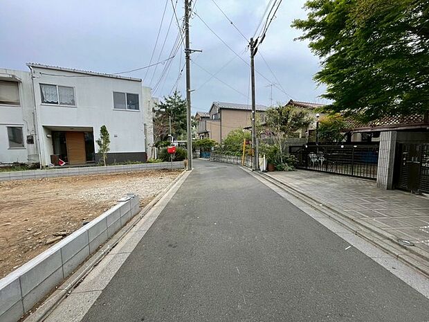 前面道路含む現地写真 