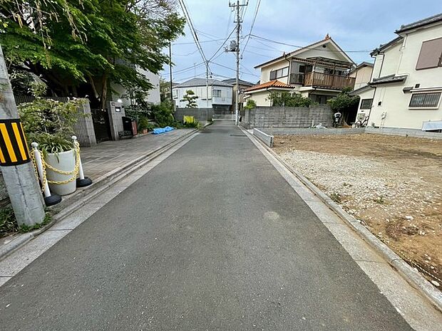 前面道路含む現地写真 