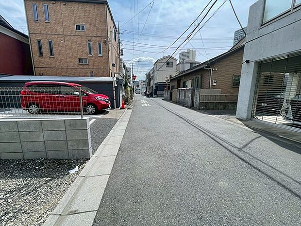 前面道路含む現地写真 