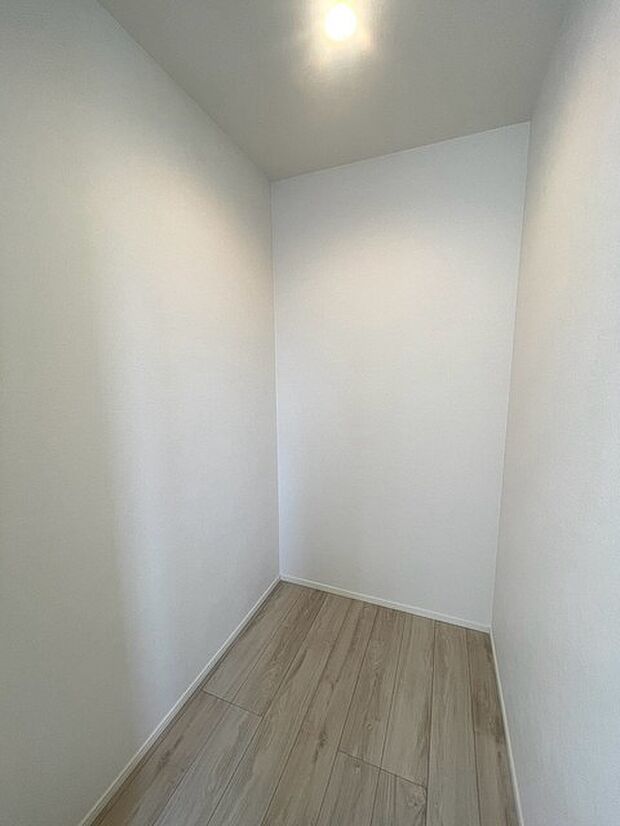ウォークインクロゼットのある住まいで収納上手な生活。