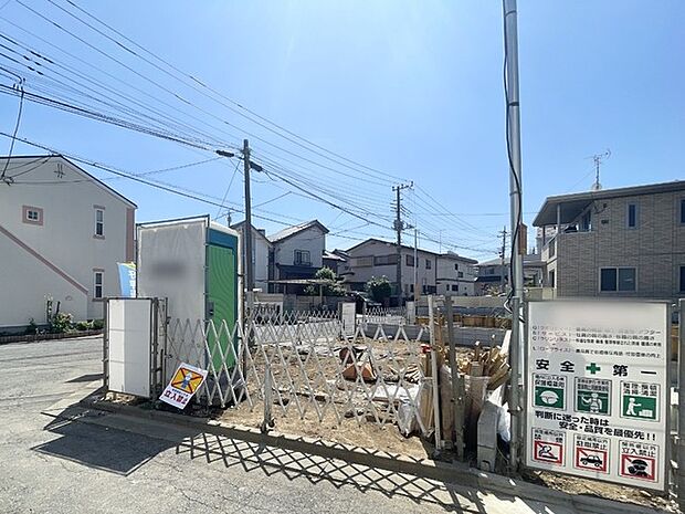 JR京浜東北・武蔵野線「南浦和」駅東口徒歩1分、提携駐車場もあります。エステート白馬南浦和店までお気軽にお問い合わせください。 