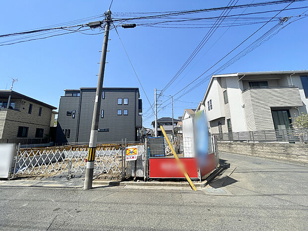 前面道路含む現地写真 