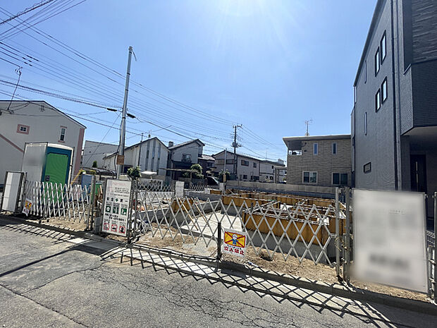 前面道路含む現地写真 