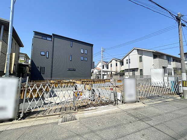 前面道路含む現地写真 