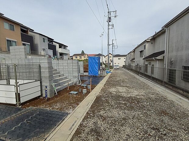 前面道路含む現地写真