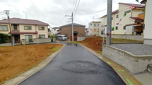 前面道路含む現地写真 