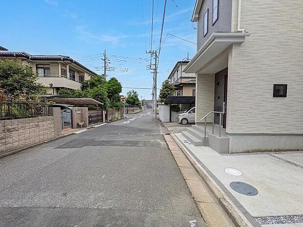 前面道路含む現地写真 