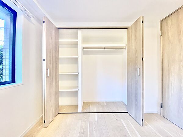 ご家族の思い出も大切にしまっておけるたっぷり収納。