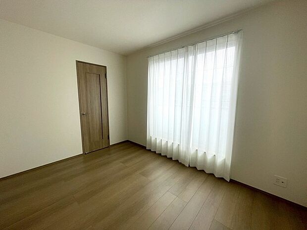この部屋だれの部屋にしようかな、なんて会話を現地で楽しんでください。