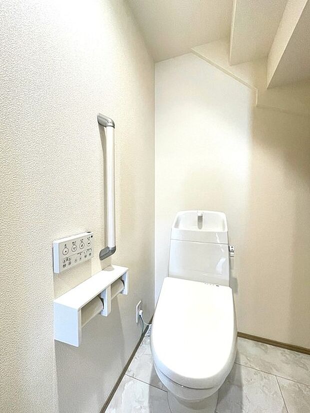 清潔好きには欠かせないウォシュレット機能付き。