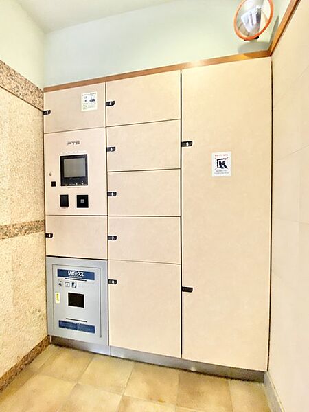 宅配ボックス