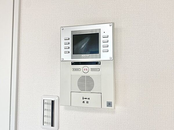 ＴＶモニター付インターホンでセキュリティ面にも配慮。