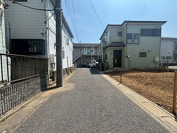 前面道路含む現地写真 