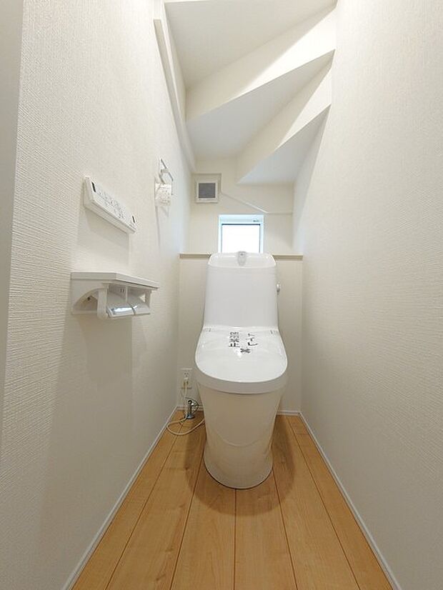 清潔好きには欠かせないウォシュレット機能付き。 