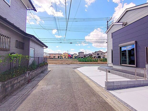 前面道路含む現地写真 