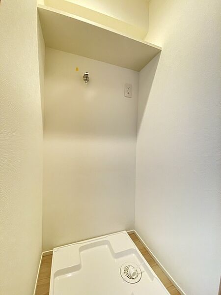 余計な装飾を削ぎ落としたシンプルな空間は、日常に溶け込みやすく、整然とした清潔感を感じさせてくれます。