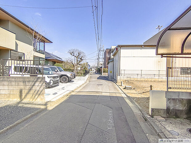 前面道路含む現地写真 