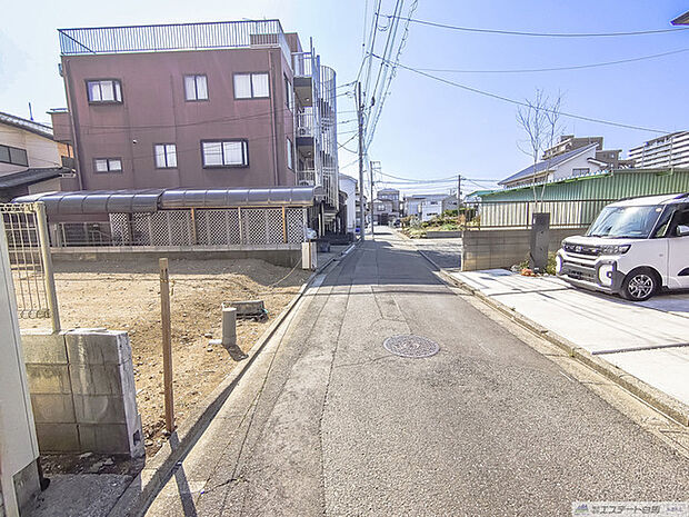 前面道路含む現地写真 