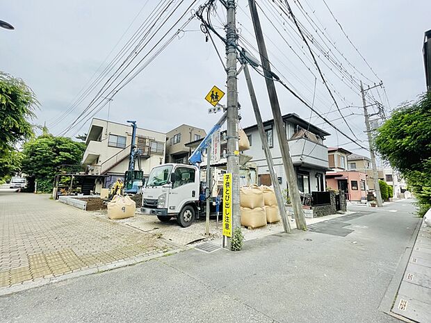 前面道路含む現地写真 