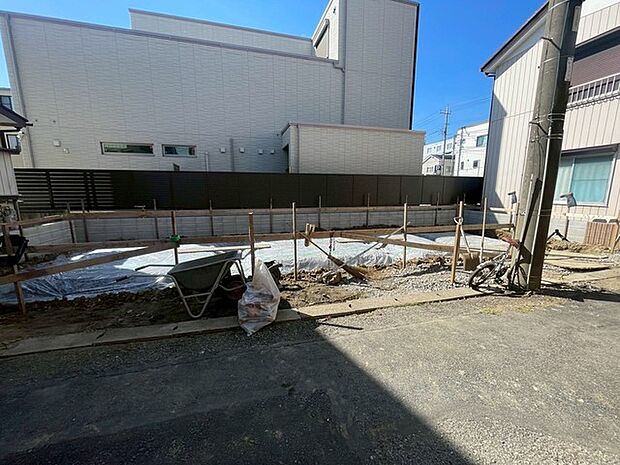前面道路含む現地写真