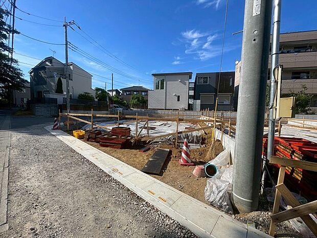 前面道路含む現地写真