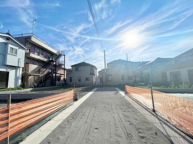 前面道路含む現地写真 