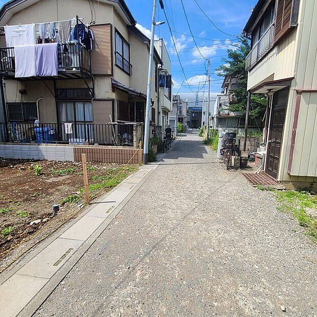 前面道路含む現地写真 