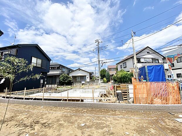 基礎から完成済みの住まいまで、各工程をご確認いただけます。 