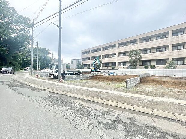 前面道路含む現地写真
