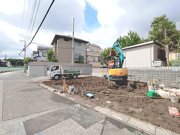 前面道路含む現地写真 
