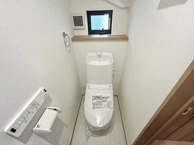 清潔好きには欠かせないウォシュレット機能付き。