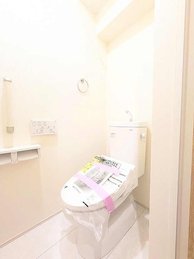 清潔好きには欠かせないウォシュレット機能付き。 