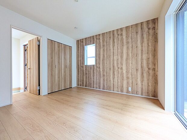 この部屋だれの部屋にしようかな、なんて会話を現地で楽しんでください。