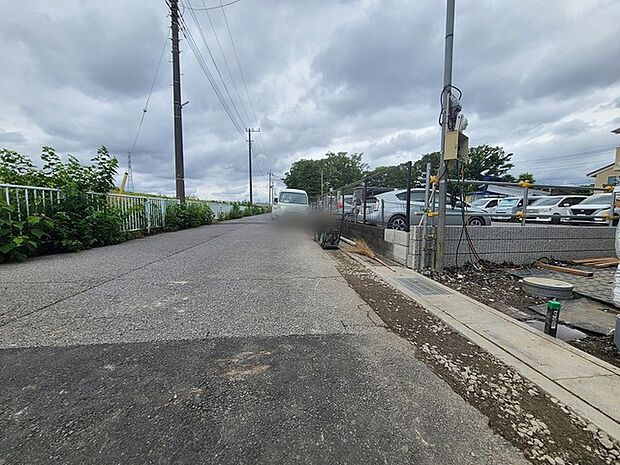 前面道路含む現地写真
