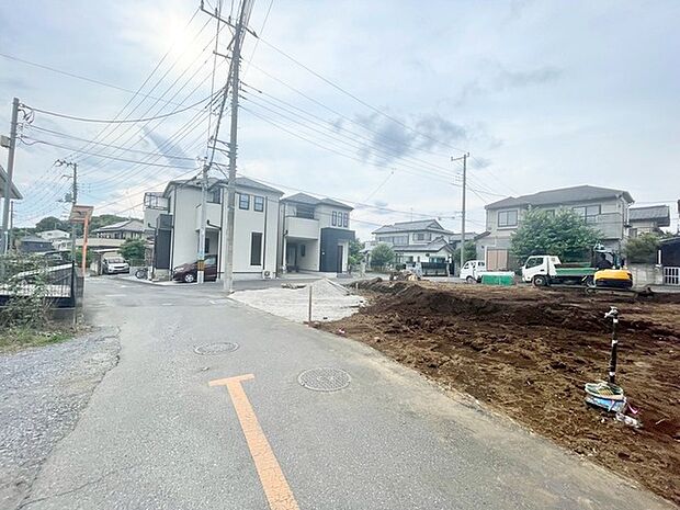 前面道路含む現地写真