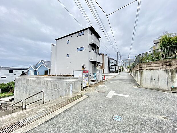 前面道路含む現地写真